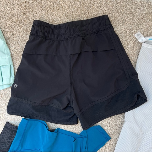 Ivivva Girls Lululemon Bundle Pants Jacket Shirts Shorts Bra Skirt Leggings 10 - Picture 10 of 16